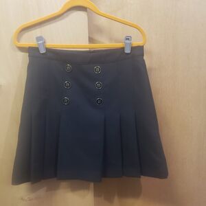 Black Oasis Box Pleat Skirt With Black& Gold Buttons Back zipper 
Size 12